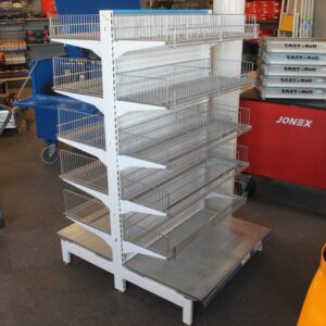 6-seksjoner Hestra butikkinnredning