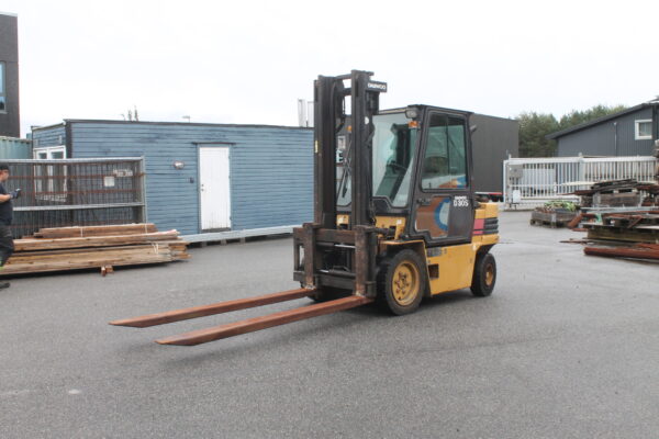 Daewoo D30-S diesel truck - Bilde 1
