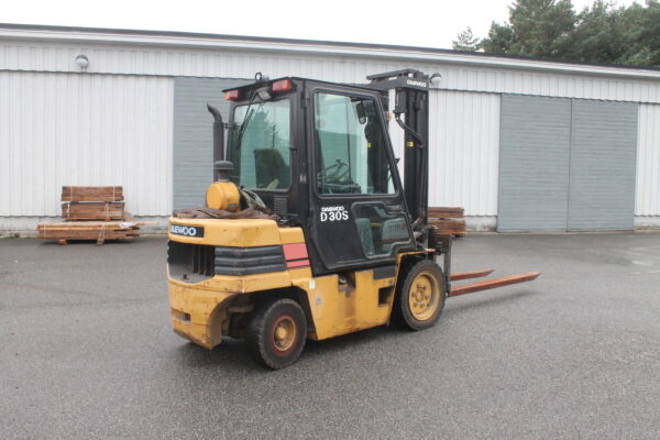 Daewoo D30-S diesel truck - Bilde 2