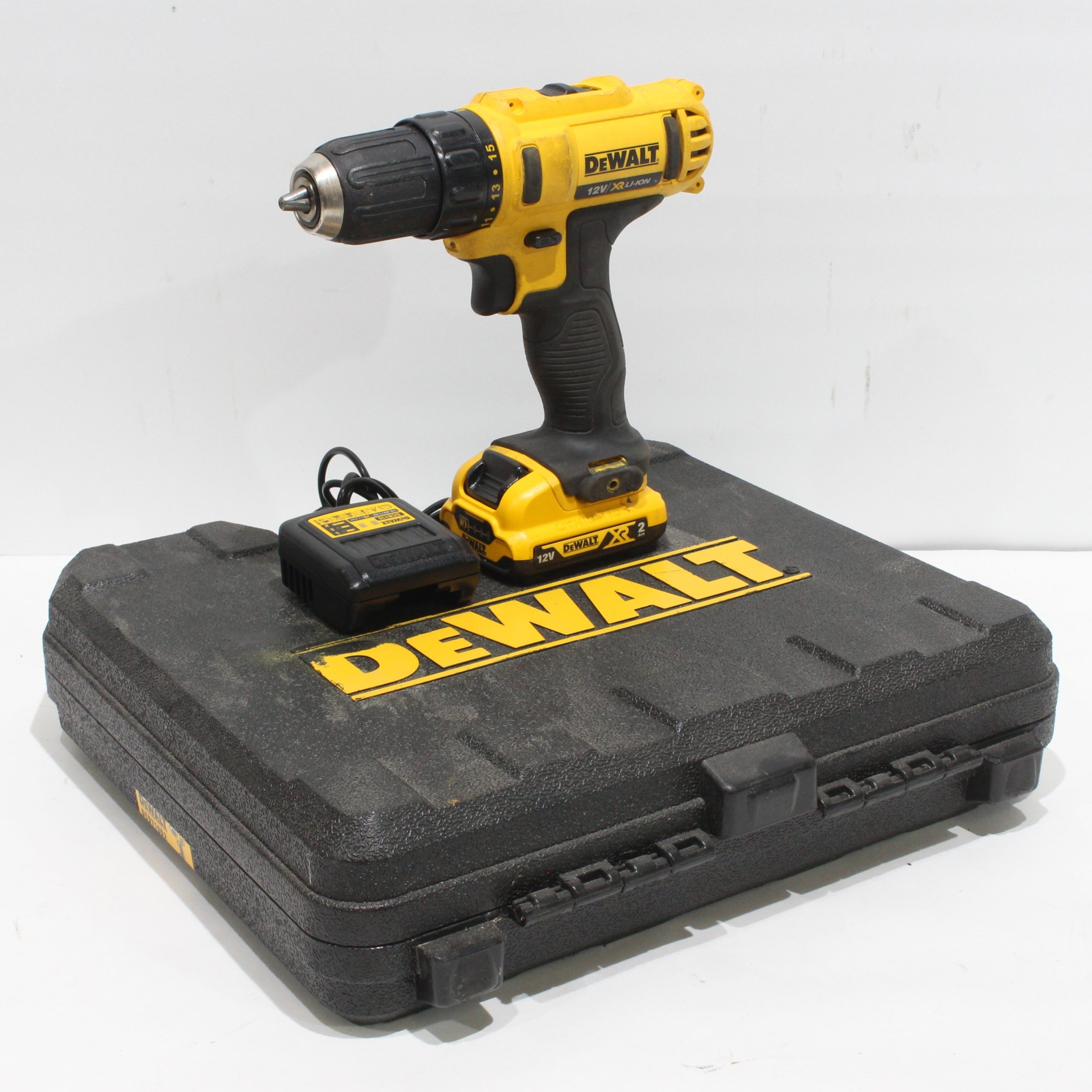 DeWalt DCD710 XR drill med batteri og lader DeWalt DCD710 XR drill med batteri og lader - Bilde 1
